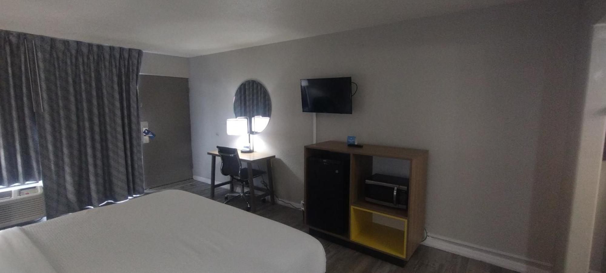 Days Inn By Wyndham Wildwood I-75 Bagian luar foto