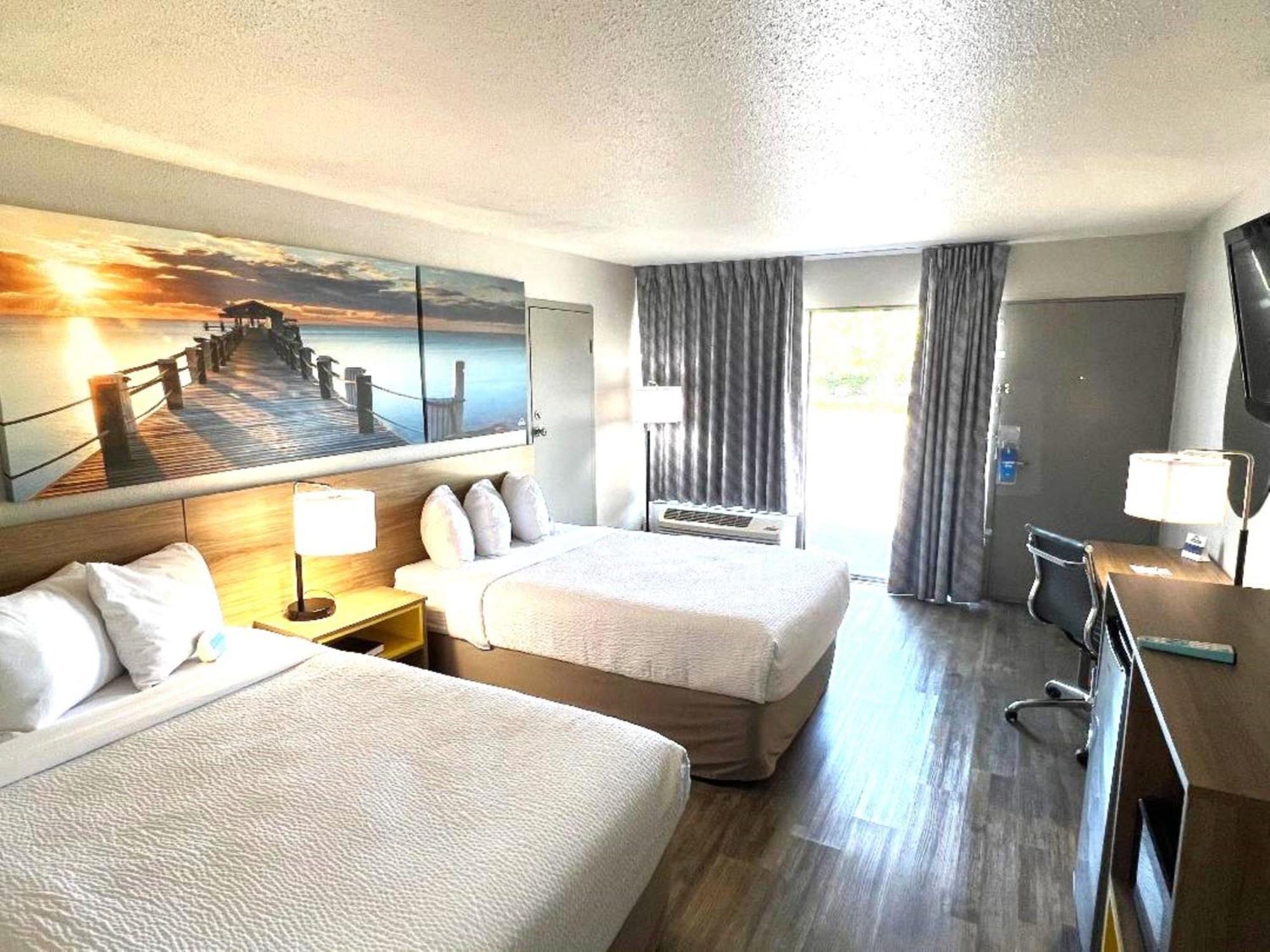 Days Inn By Wyndham Wildwood I-75 Bagian luar foto