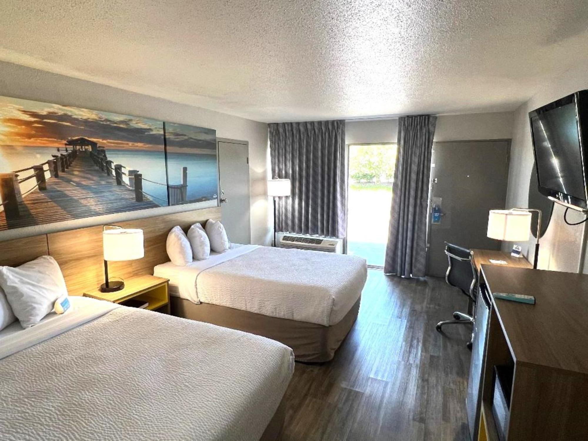 Days Inn By Wyndham Wildwood I-75 Bagian luar foto