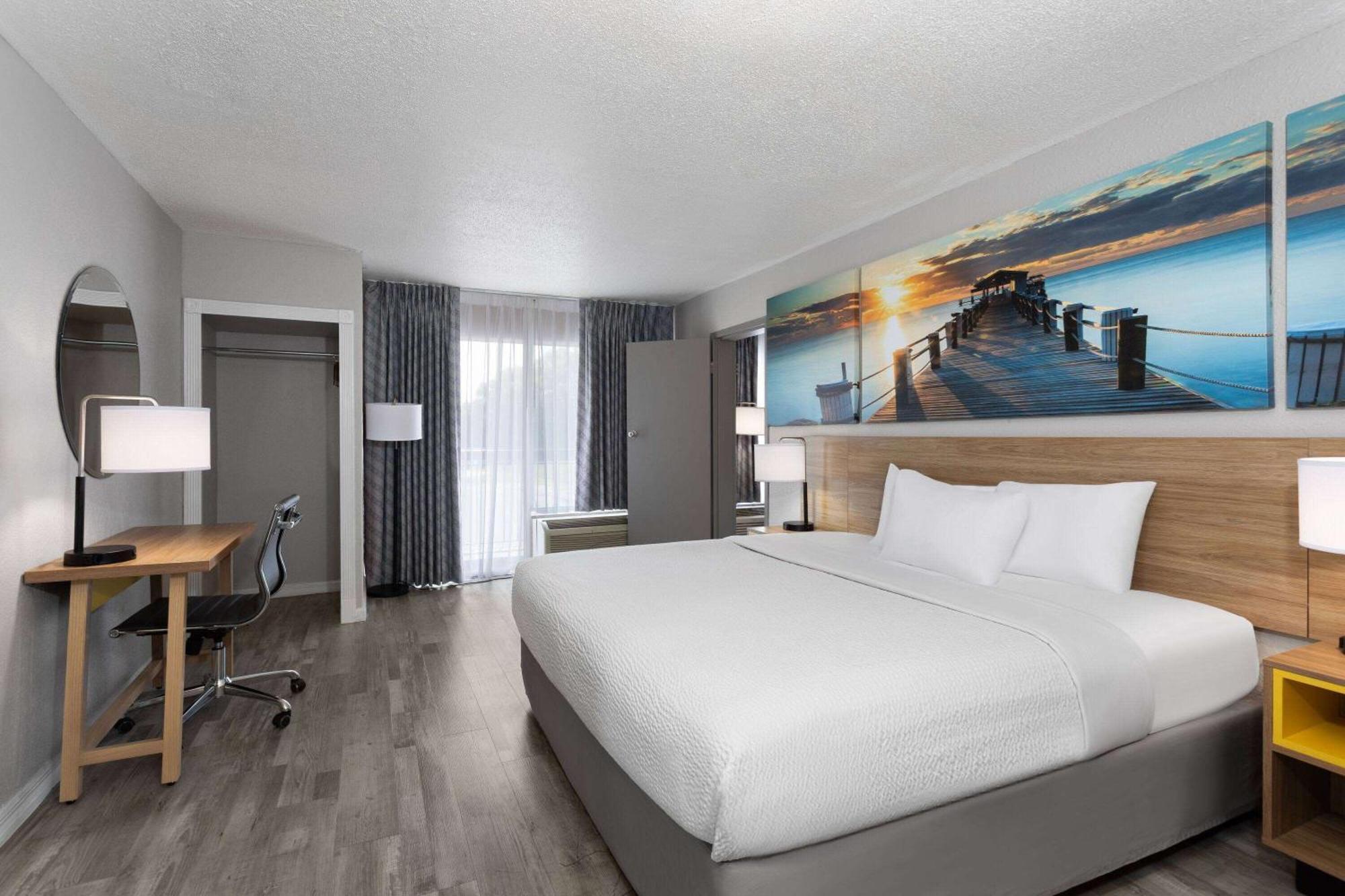 Days Inn By Wyndham Wildwood I-75 Bagian luar foto
