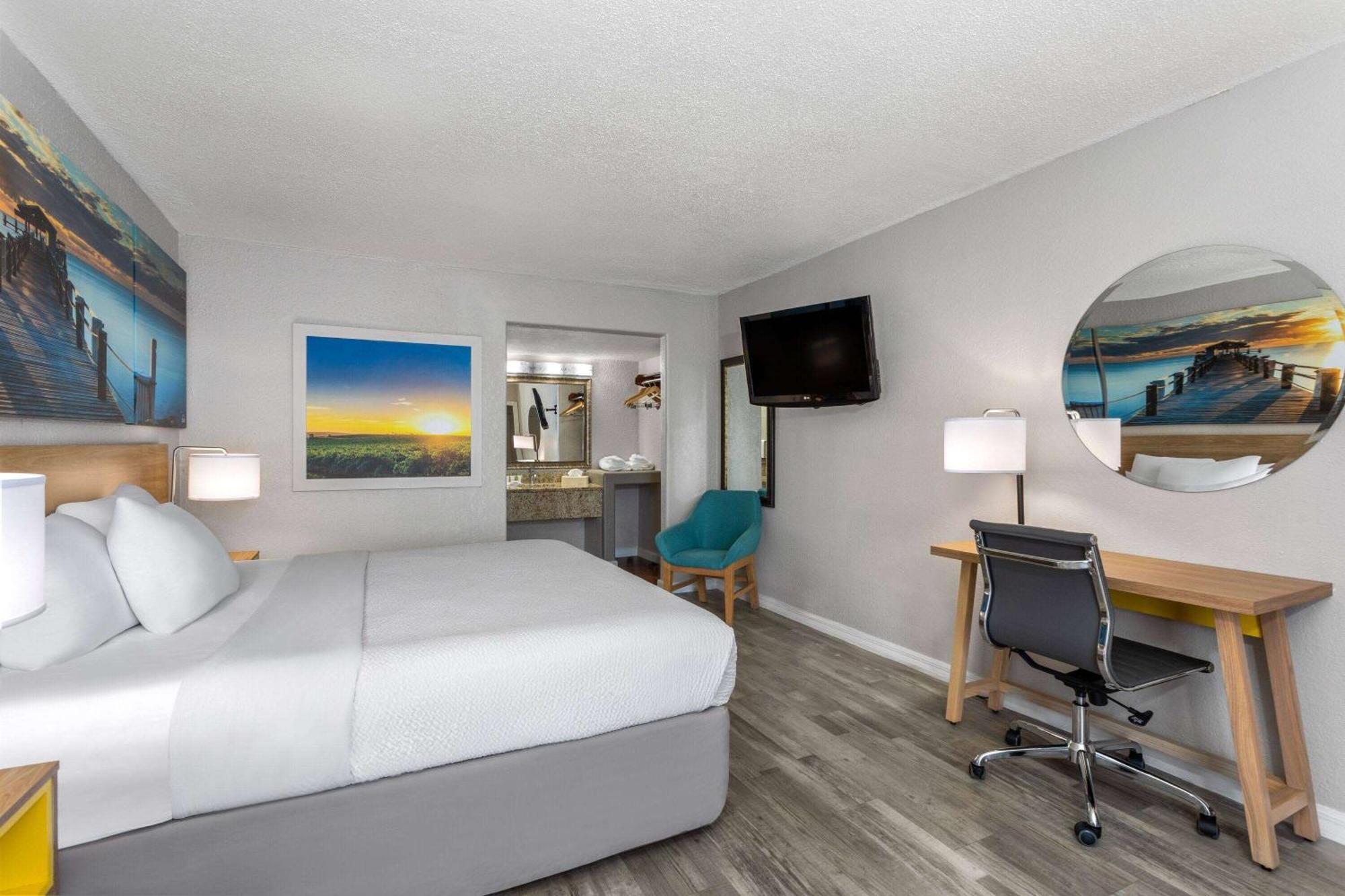 Days Inn By Wyndham Wildwood I-75 Bagian luar foto